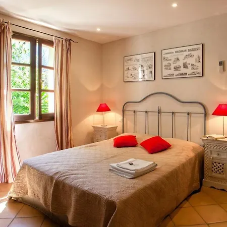 Ancienne Bergerie Semesterbostad *